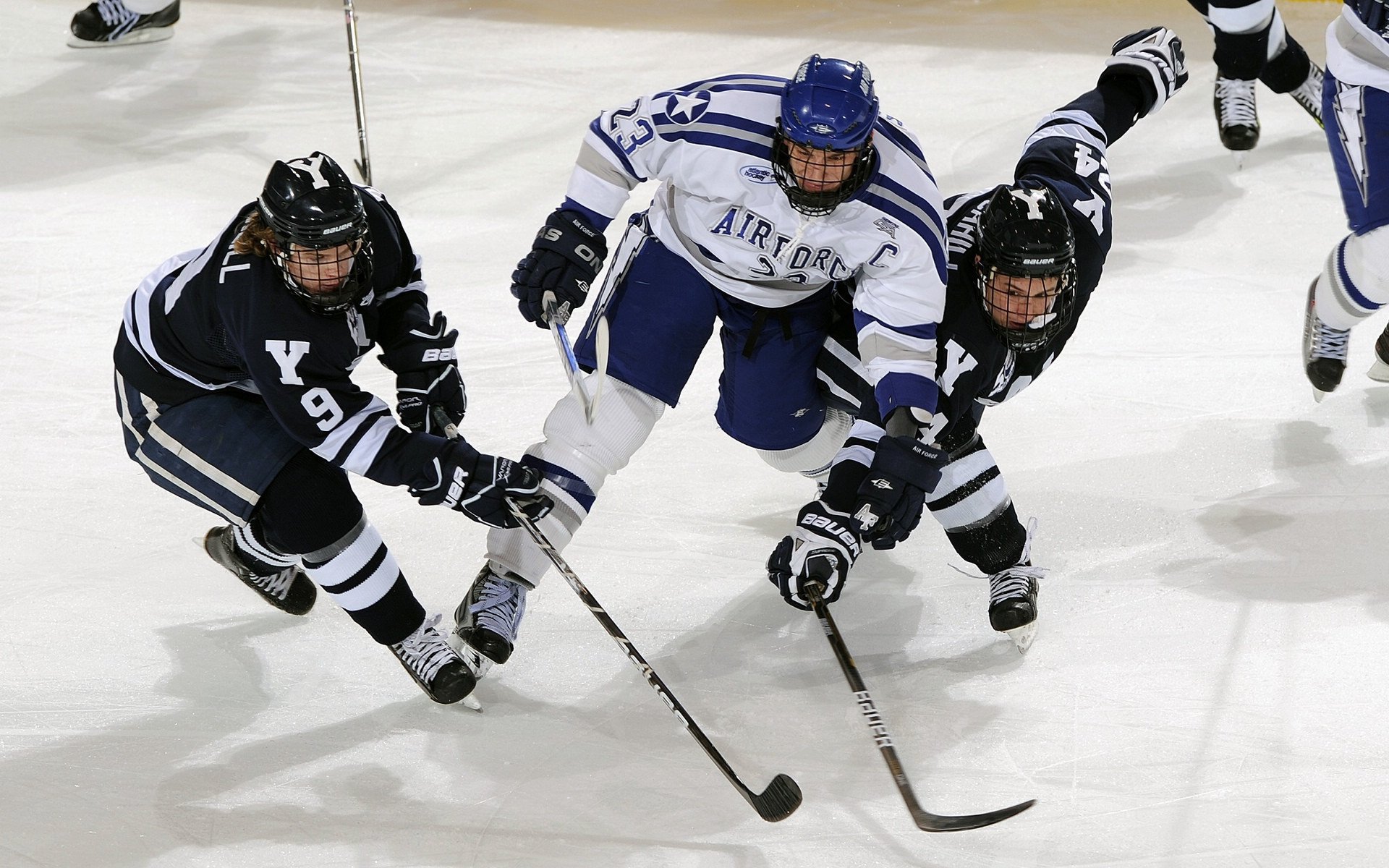 国锦赛戏剧一幕!对手黑球自杀,火箭一杆清台逆转超1分绝杀,国锦赛斯诺克直播