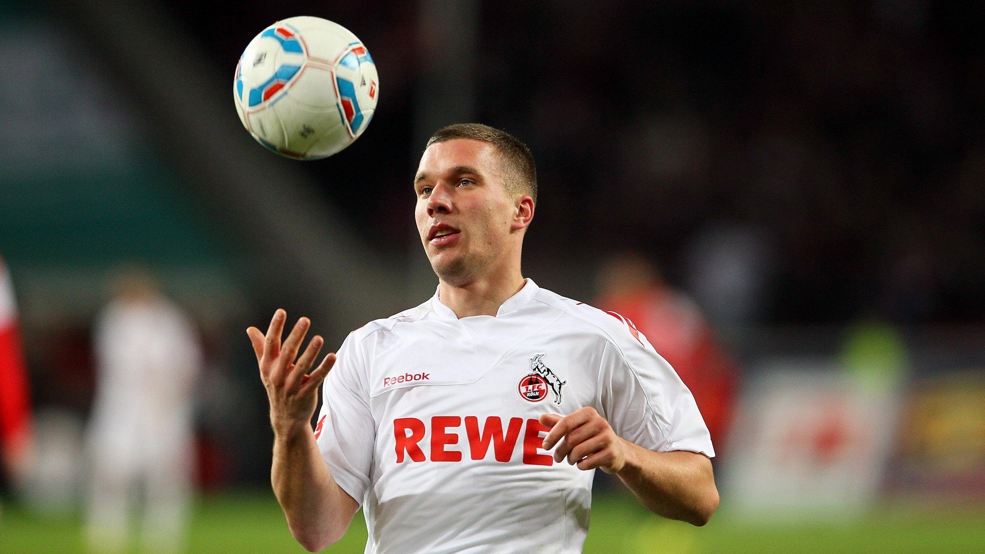 哈兰德欧冠新纪录诞生，曼城目标锁定小组头名，哈兰德欧冠进球纪录